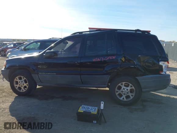✅ 1999 Jeep Grand Cherokee Laredo • VIN: 1J4G258S7XC797734 • Lot: 40992707. Wystawiony na IAAI z przebiegiem 207 425 mil. Bezpłatny archiwum sprzedaży aukcyjnych z USA i szczegółowy raport historii pojazdu na DreamBid. Zdjęcie 15.