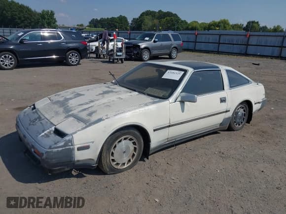 ✅ 1987 Nissan 300ZX GS • VIN: JN1HZ16S1HX120631 • Lot: 43181525. Listed on IAAI with 118,097 mi. Free auction sales archive from the USA and detailed vehicle history report at DreamBid. Image 2.