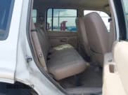 ✅ 2000 Ford Explorer Eddie Bauer • VIN: 1FMZU74E8YZA55910 • Lot: 42847157. Wystawiony na IAAI z przebiegiem 167 713 mil. Bezpłatny archiwum sprzedaży aukcyjnych z USA i szczegółowy raport historii pojazdu na DreamBid. Zdjęcie 8.