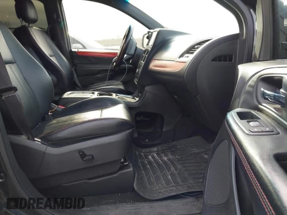 ✅ 2016 Dodge Grand Caravan R/T • VIN: 2C4RDGEG6GR318702 • Lot: 43880747. Listed on IAAI with 188,170 mi. Free auction sales archive from the USA and detailed vehicle history report at DreamBid. Image 5.