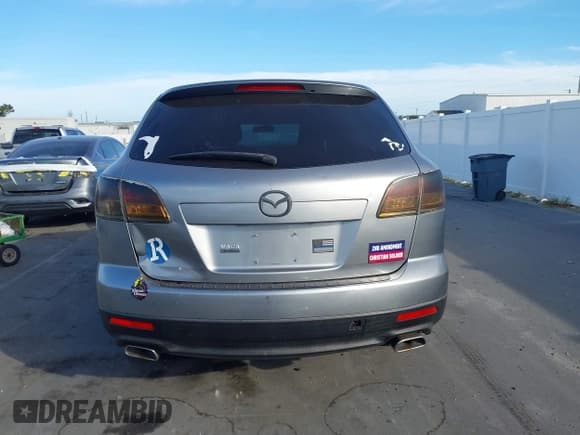 ✅ 2009 Mazda CX-9 Sport • VIN: JM3TB38V890179224 • Lot: 43807052. Listed on IAAI with 223,466 mi. Free auction sales archive from the USA and detailed vehicle history report at DreamBid. Image 17.