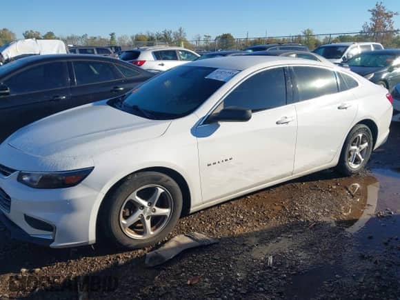 2017 Chevrolet Malibu LS with VIN 1G1ZC5ST3HF237537, listed as a IAAI auction lot 43436353 with 182,205 mi miles and . Bid and sale history available at DreamBid. Image 18.