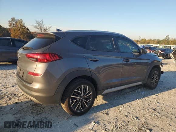 ✅ 2021 Hyundai Tucson Sport • VIN: KM8J33AL0MU329622 • Lot: 91411445. Wystawiony na Copart z przebiegiem 87 821 mil. Bezpłatny archiwum sprzedaży aukcyjnych z USA i szczegółowy raport historii pojazdu na DreamBid. Zdjęcie 3.