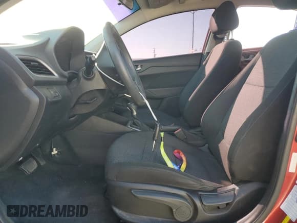 ✅ 2019 Hyundai Accent SE • VIN: 3KPC24A35KE059613 • Лот: 45167654. Опубликован ранее на Copart с пробегом 115 703 миль. Бесплатный доступ к архиву аукционных продаж из США и подробный отчёт об истории автомобиля на DreamBid. Изображение 7.