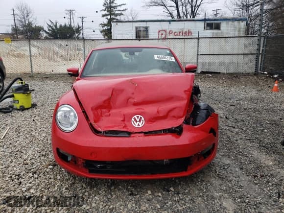 ✅ 2016 Volkswagen Beetle Denim • VIN: 3VW507AT3GM800898 • Lot: 46596315. Listed on Copart with Not provided. Free auction sales archive from the USA and detailed vehicle history report at DreamBid. Image 5.
