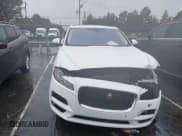 ✅ 2019 Jaguar F-Pace 25t Prestige • VIN: SADCK2GX3KA394178 • Lot: 43331006. Wystawiony na IAAI z przebiegiem 86 183 mil. Bezpłatny archiwum sprzedaży aukcyjnych z USA i szczegółowy raport historii pojazdu na DreamBid. Zdjęcie 12.