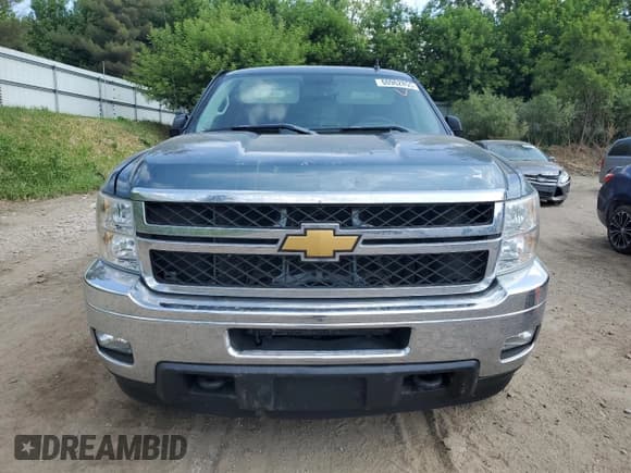 ✅ 2012 Chevrolet Silverado 2500HD LT • VIN: 1GC2KXCG7CZ119717 • Lot: 60962855. Wystawiony na Copart z przebiegiem 240 098 mil. Bezpłatny archiwum sprzedaży aukcyjnych z USA i szczegółowy raport historii pojazdu na DreamBid. Zdjęcie 5.