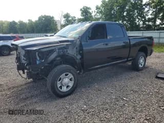 ✅ 2024 Ram 2500 Tradesman • VIN: 3C6UR5CJ7RG293601 • Lot: 65980555. Wystawiony na Copart z przebiegiem 12 336 mil. Bezpłatny archiwum sprzedaży aukcyjnych z USA i szczegółowy raport historii pojazdu na DreamBid. Zdjęcie 1.