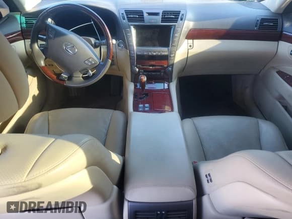 ✅ 2009 Lexus LS 460 • VIN: JTHCL46F595000906 • Lot: 90109245. Listed on Copart with 95,283 mi. Free auction sales archive from the USA and detailed vehicle history report at DreamBid. Image 8.