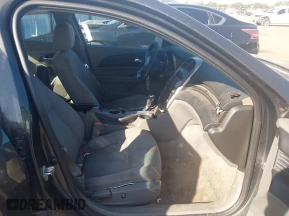 2014 Chevrolet Malibu LS with VIN 1G11A5SL3EF289989, listed as a IAAI auction lot 43497131 with 233,225 mi miles and . Bid and sale history available at DreamBid. Image 5.