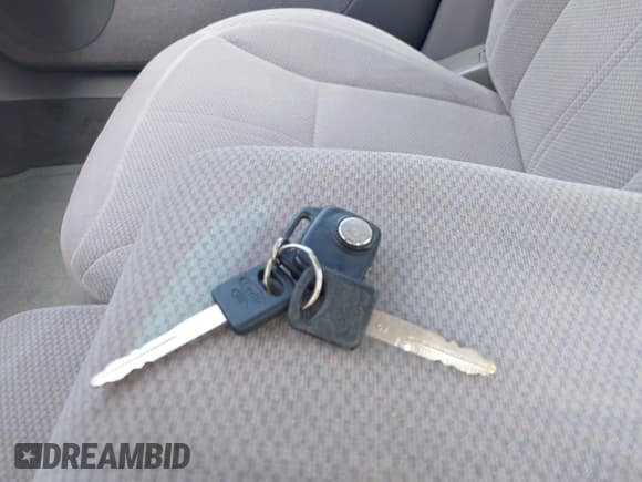 ✅ 1996 Ford Taurus GL • VIN: 1FALP52U5TA268651 • Lot: 43020018. Listed on IAAI with 93,795 mi. Free auction sales archive from the USA and detailed vehicle history report at DreamBid. Image 11.