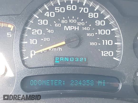 ✅ 2005 Chevrolet Silverado 2500HD LS • VIN: 1GCHK23255F965673 • Lot: 42020278. Listed on IAAI with 234,358 mi. Free auction sales archive from the USA and detailed vehicle history report at DreamBid. Image 15.