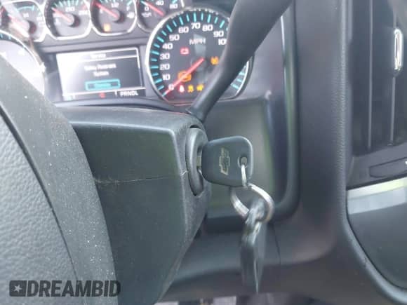 2018 Chevrolet Silverado 1500 LT z VIN 1GCRCREH0JZ287029, wystawiony jako IAAI lot #43252285 z przebiegiem 154 918 mil mil oraz . Historia ofert i sprzedaży dostępna na DreamBid. Obrazek 11.