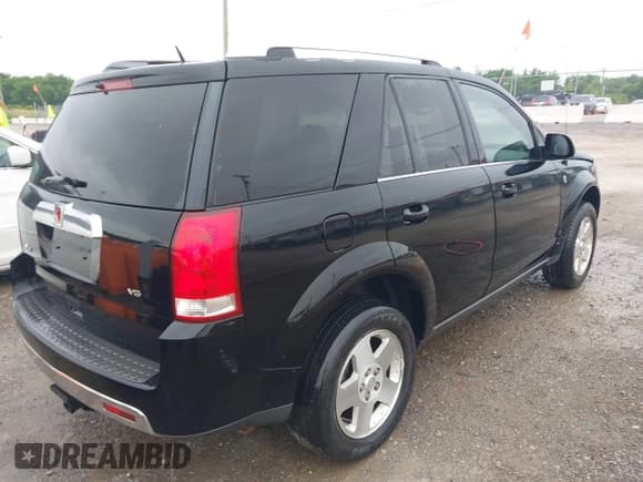 ✅ 2007 Saturn VUE V6 • VIN: 5GZCZ53407S865580 • Lot: 42242457. Wystawiony na IAAI z przebiegiem 298 750 mil. Bezpłatny archiwum sprzedaży aukcyjnych z USA i szczegółowy raport historii pojazdu na DreamBid. Zdjęcie 4.