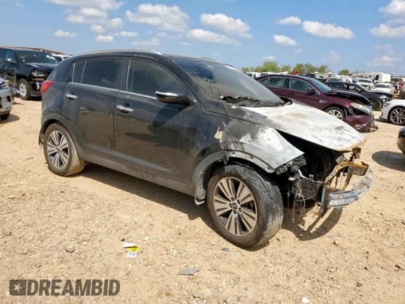 ✅ 2014 Kia Sportage EX • VIN: KNDPC3AC4E7614094 • Lot: 80463875. Wystawiony na Copart z przebiegiem Nie podano. Bezpłatny archiwum sprzedaży aukcyjnych z USA i szczegółowy raport historii pojazdu na DreamBid. Zdjęcie 4.