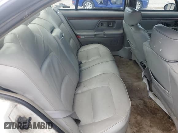 ✅ 1999 Oldsmobile 88 LS • VIN: 1G3HN52K5X4823929 • Лот: 65336015. Опубликован ранее на Copart с пробегом Не указан. Бесплатный доступ к архиву аукционных продаж из США и подробный отчёт об истории автомобиля на DreamBid. Изображение 10.