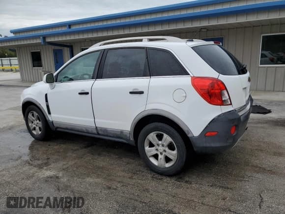 ✅ 2014 Chevrolet Captiva Sport LS • VIN: 3GNAL2EKXES606883 • Lot: 88721845. Wystawiony na Copart z przebiegiem 210 934 mil. Bezpłatny archiwum sprzedaży aukcyjnych z USA i szczegółowy raport historii pojazdu na DreamBid. Zdjęcie 2.