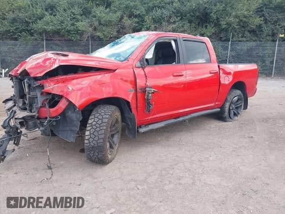 2017 Ram 1500 Night z VIN 1C6RR7MT5HS647723, wystawiony jako IAAI lot #43216095 z przebiegiem 145 018 mil mil oraz . Historia ofert i sprzedaży dostępna na DreamBid. Obrazek 2.