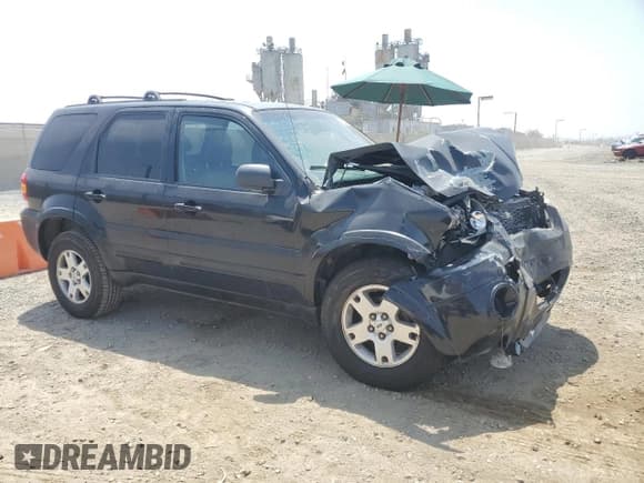 ✅ 2007 Ford Escape Limited • VIN: 1FMCU04197KA21668 • Лот: 68337545. Опубликован ранее на Copart с пробегом 186 826 миль. Бесплатный доступ к архиву аукционных продаж из США и подробный отчёт об истории автомобиля на DreamBid. Изображение 4.