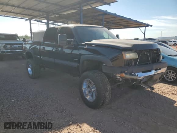 ✅ 2006 Chevrolet Silverado 2500HD LT3 • VIN: 1GCHK23D86F250230 • Лот: 91132345. Опубликован ранее на Copart с пробегом 219 822 миль. Бесплатный доступ к архиву аукционных продаж из США и подробный отчёт об истории автомобиля на DreamBid. Изображение 4.