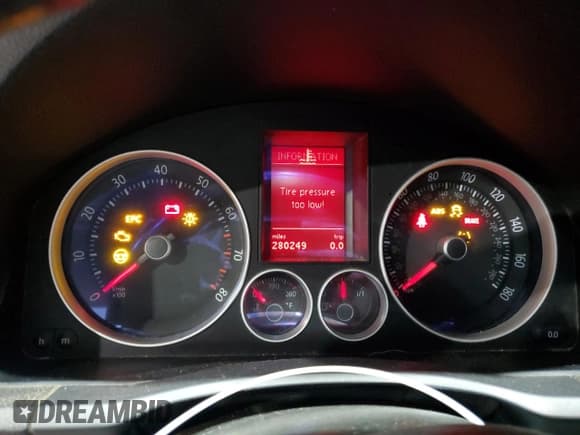 ✅ 2008 Volkswagen Golf GTI • VIN: WVWEV71K88W031683 • Lot: 44796365. Listed on Copart with 280,249 mi. Free auction sales archive from the USA and detailed vehicle history report at DreamBid. Image 9.