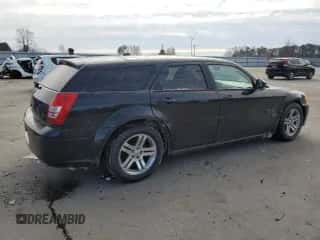 2006 Dodge Magnum R/T с VIN 2D4GV57236H117759, выставлен на аукционе Copart как лот 42022065 с пробегом 250 931 миль миль и Списание • Salvage title. История ставок и продаж доступна на DreamBid. Изображение 3.