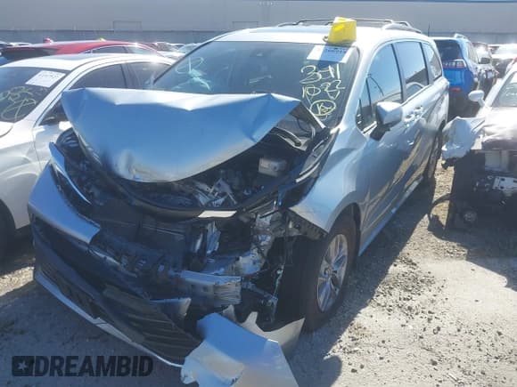 ✅ 2023 Toyota Sienna XLE • VIN: 5TDJRKEC3PS177853 • Лот: 43266918. Опубликован ранее на IAAI с пробегом Не указан. Бесплатный доступ к архиву аукционных продаж из США и подробный отчёт об истории автомобиля на DreamBid. Изображение 2.