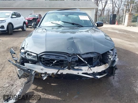 ✅ 2024 BMW 3 Series M340i xDrive • VIN: 3MW49FF00R8D98781 • Lot: 41647711. Wystawiony na IAAI z przebiegiem 8 662 mil. Bezpłatny archiwum sprzedaży aukcyjnych z USA i szczegółowy raport historii pojazdu na DreamBid. Zdjęcie 12.