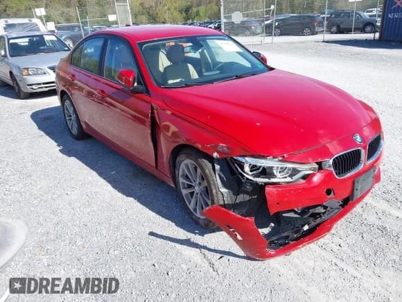 ✅ 2018 BMW 3 Series 320i xDrive • VIN: WBA8A3C54JA505279 • Лот: 43381231. Опубликован ранее на IAAI с пробегом 81 895 миль. Бесплатный доступ к архиву аукционных продаж из США и подробный отчёт об истории автомобиля на DreamBid. Изображение 1.
