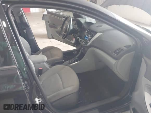 2015 Hyundai Accent GLS с VIN KMHCU4AE8FU824392, выставлен на аукционе IAAI как лот 43217625 с пробегом 131 316 миль миль и . История ставок и продаж доступна на DreamBid. Изображение 5.