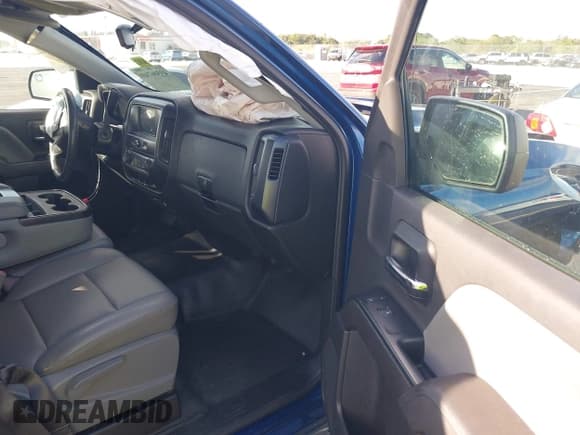 ✅ 2017 Chevrolet Silverado 1500 LS • VIN: 1GCRCNEH9HZ265372 • Lot: 43506749. Wystawiony na IAAI z przebiegiem 102 724 mil. Bezpłatny archiwum sprzedaży aukcyjnych z USA i szczegółowy raport historii pojazdu na DreamBid. Zdjęcie 5.