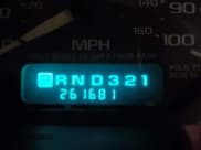 ✅ 2001 Chevrolet Suburban LS • VIN: 3GNEC16T21G222550 • Лот: 41371629. Опубликован ранее на IAAI с пробегом 261 681 миль. Бесплатный доступ к архиву аукционных продаж из США и подробный отчёт об истории автомобиля на DreamBid. Изображение 7.