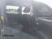 ✅ 2016 GMC Sierra 1500 Denali • VIN: 3GTU2PEJ1GG136598 • Lot: 43683592. Wystawiony na IAAI z przebiegiem 147 411 mil. Bezpłatny archiwum sprzedaży aukcyjnych z USA i szczegółowy raport historii pojazdu na DreamBid. Zdjęcie 8.