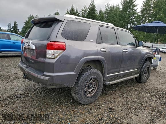 ✅ 2011 Toyota 4Runner Limited • VIN: JTEBU5JR2B5064579 • Lot: 95011455. Listed on Copart with 110,083 mi. Free auction sales archive from the USA and detailed vehicle history report at DreamBid. Image 3.