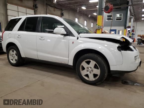 ✅ 2006 Saturn VUE • VIN: 5GZCZ634X6S852615 • Lot: 53688235. Wystawiony na Copart z przebiegiem 217 692 mil. Bezpłatny archiwum sprzedaży aukcyjnych z USA i szczegółowy raport historii pojazdu na DreamBid. Zdjęcie 4.