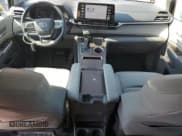 ✅ 2022 Toyota Sienna XLE • VIN: 5TDYSKFC0NS052081 • Lot: 81553855. Listed on Copart with 216,872 mi. Free auction sales archive from the USA and detailed vehicle history report at DreamBid. Image 8.