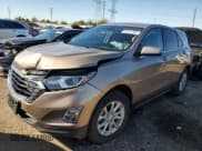 ✅ 2019 Chevrolet Equinox LT • VIN: 2GNAXUEV9K6126404 • Lot: 82622505. Wystawiony na Copart z przebiegiem 63 614 mil. Bezpłatny archiwum sprzedaży aukcyjnych z USA i szczegółowy raport historii pojazdu na DreamBid. Zdjęcie 1.