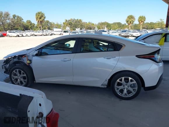 ✅ 2018 Chevrolet Volt Premier • VIN: 1G1RB6S52JU104991 • Лот: 43628681. Опубликован ранее на IAAI с пробегом 62 649 миль. Бесплатный доступ к архиву аукционных продаж из США и подробный отчёт об истории автомобиля на DreamBid. Изображение 15.