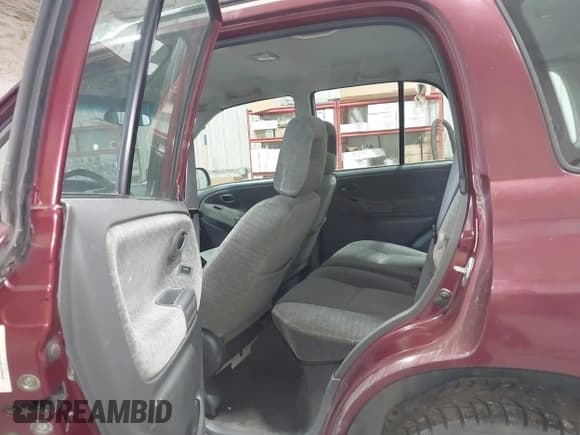 ✅ 2003 Suzuki Vitara JX • VIN: 2S3TD52V036103732 • Лот: 43517655. Опубликован ранее на IAAI с пробегом 145 150 миль. Бесплатный доступ к архиву аукционных продаж из США и подробный отчёт об истории автомобиля на DreamBid. Изображение 8.
