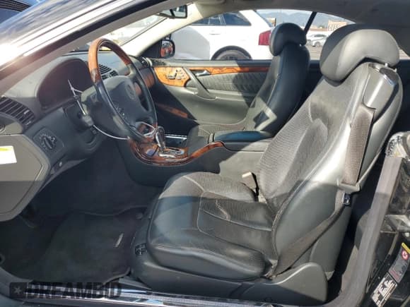 ✅ 2005 Mercedes-Benz CL • VIN: WDBPJ76J35A045504 • Lot: 93235035. Wystawiony na Copart z przebiegiem 110 323 mil. Bezpłatny archiwum sprzedaży aukcyjnych z USA i szczegółowy raport historii pojazdu na DreamBid. Zdjęcie 7.