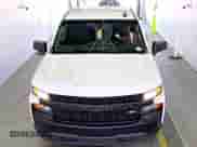 2019 Chevrolet Silverado 1500 Work Truck z VIN 1GCRWAEH8KZ258405, wystawiony jako IAAI lot #42944918 z przebiegiem 172 309 mil mil oraz . Historia ofert i sprzedaży dostępna na DreamBid. Obrazek 1.