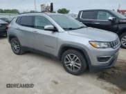 ✅ 2019 Jeep Compass Latitude • VIN: 3C4NJCBB1KT636757 • Лот: 56056115. Опубликован ранее на Copart с пробегом 81 847 миль. Бесплатный доступ к архиву аукционных продаж из США и подробный отчёт об истории автомобиля на DreamBid. Изображение 4.