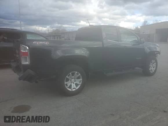 2015 Chevrolet Colorado 4WD LT with VIN 1GCHTBE39F1197567, listed as a Copart auction lot 89695965 with 157,717 mi miles and Salvage title. Bid and sale history available at DreamBid. Image 3.