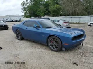 ✅ 2021 Dodge Challenger R/T • VIN: 2C3CDZBT2MH500342 • Lot: 57712544. Wystawiony na Copart z przebiegiem 32 065 mil. Bezpłatny archiwum sprzedaży aukcyjnych z USA i szczegółowy raport historii pojazdu na DreamBid. Zdjęcie 4.