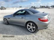 ✅ 2012 Mercedes-Benz SLK 350 • VIN: WDDPK5HA8CF014674 • Lot: 43035715. Wystawiony na Copart z przebiegiem 79 506 mil. Bezpłatny archiwum sprzedaży aukcyjnych z USA i szczegółowy raport historii pojazdu na DreamBid. Zdjęcie 2.