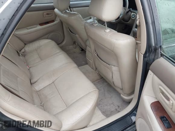 ✅ 1998 Lexus ES 300 • VIN: JT8BF28G4W0108441 • Lot: 42607880. Listed on IAAI with Not provided. Free auction sales archive from the USA and detailed vehicle history report at DreamBid. Image 8.