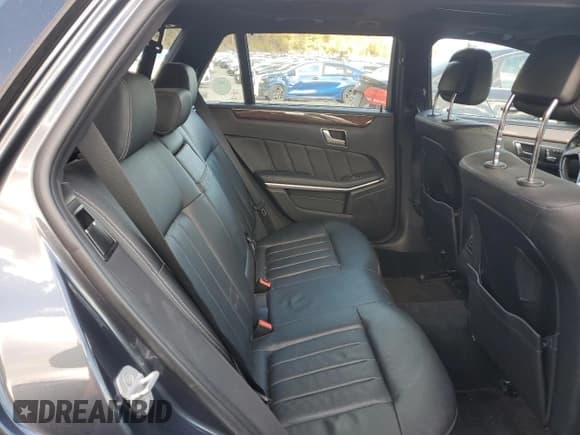 ✅ 2014 Mercedes-Benz E 350 Luxury • VIN: WDDHH8JB1EA906403 • Lot: 89617355. Listed on Copart with 119,843 mi. Free auction sales archive from the USA and detailed vehicle history report at DreamBid. Image 11.