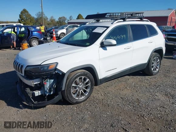 ✅ 2019 Jeep Cherokee Latitude Plus • VIN: 1C4PJLLB3KD184713 • Lot: 43410901. Wystawiony na IAAI z przebiegiem 136 851 mil. Bezpłatny archiwum sprzedaży aukcyjnych z USA i szczegółowy raport historii pojazdu na DreamBid. Zdjęcie 18.