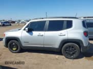 ✅ 2020 Jeep Renegade Latitude • VIN: ZACNJABB8LPL48552 • Lot: 42470779. Wystawiony na IAAI z przebiegiem 54 347 mil. Bezpłatny archiwum sprzedaży aukcyjnych z USA i szczegółowy raport historii pojazdu na DreamBid. Zdjęcie 14.