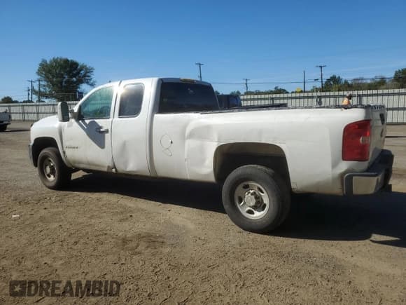 ✅ 2009 Chevrolet Silverado 2500HD Work Truck • VIN: 1GCHC49K29E144901 • Лот: 80587684. Опубликован ранее на Copart с пробегом 310 060 миль. Бесплатный доступ к архиву аукционных продаж из США и подробный отчёт об истории автомобиля на DreamBid. Изображение 2.